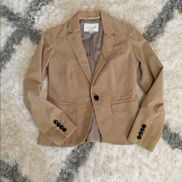 Banana Republic Jackets & Blazers - Banana Republic blazer